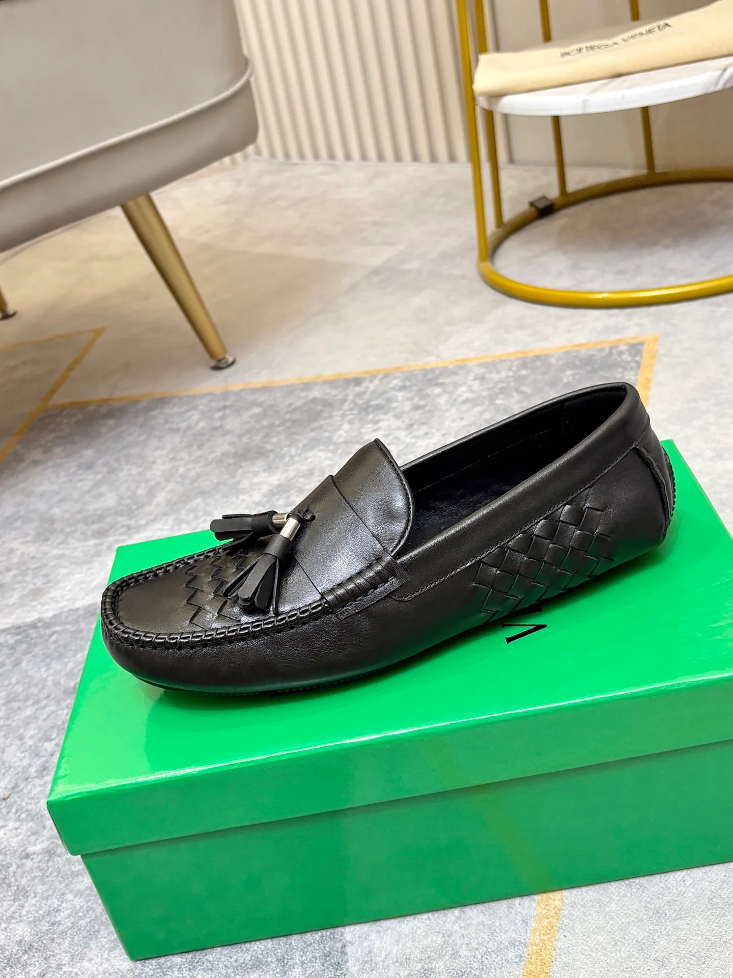 P420💰 (Niu Li + Niu Pad) [BV] The latest hot style‼ ️Casual men's shoes, uppers imported first-layer cowhide ➕Full imported cowhide lining✔️Exquisite workmanship, excellent foot feel, special rubber soles✔️, cool and fashionable, the latest fashion, fashionable outsole, hurry up.  Code number: 38-44 (can be customized to 37.45, non-refundable)